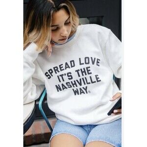 Project 615  Spread Love  It's The Nashville Way  Graphic T Shirt Small NWT